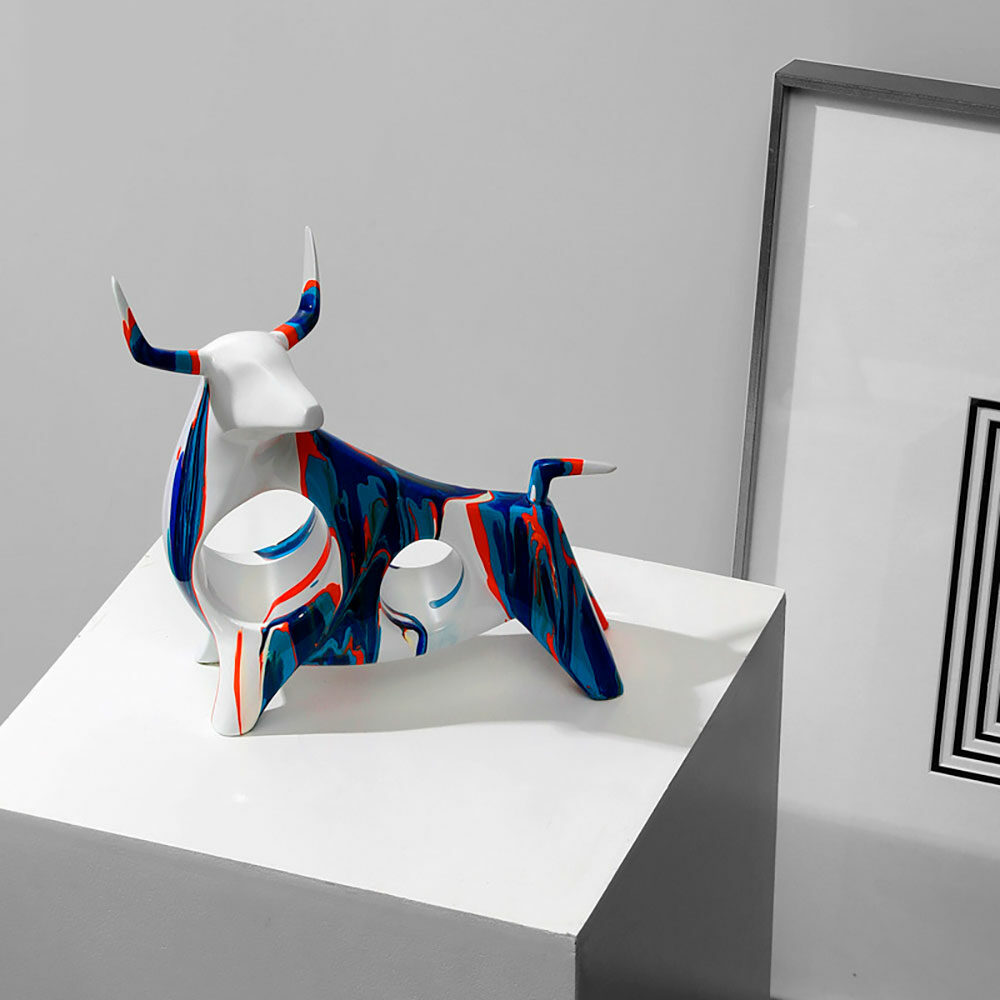 Figura Decorativa Toro Blanco De Resina 25 Cm