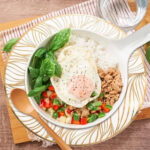 Mantel Individual Blanco Con Textura 38X38 Cm - Imagen 2